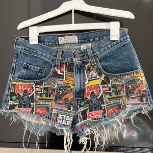 Vintage STAR WARS Signature Levi Strauss ripped Jean Shorts